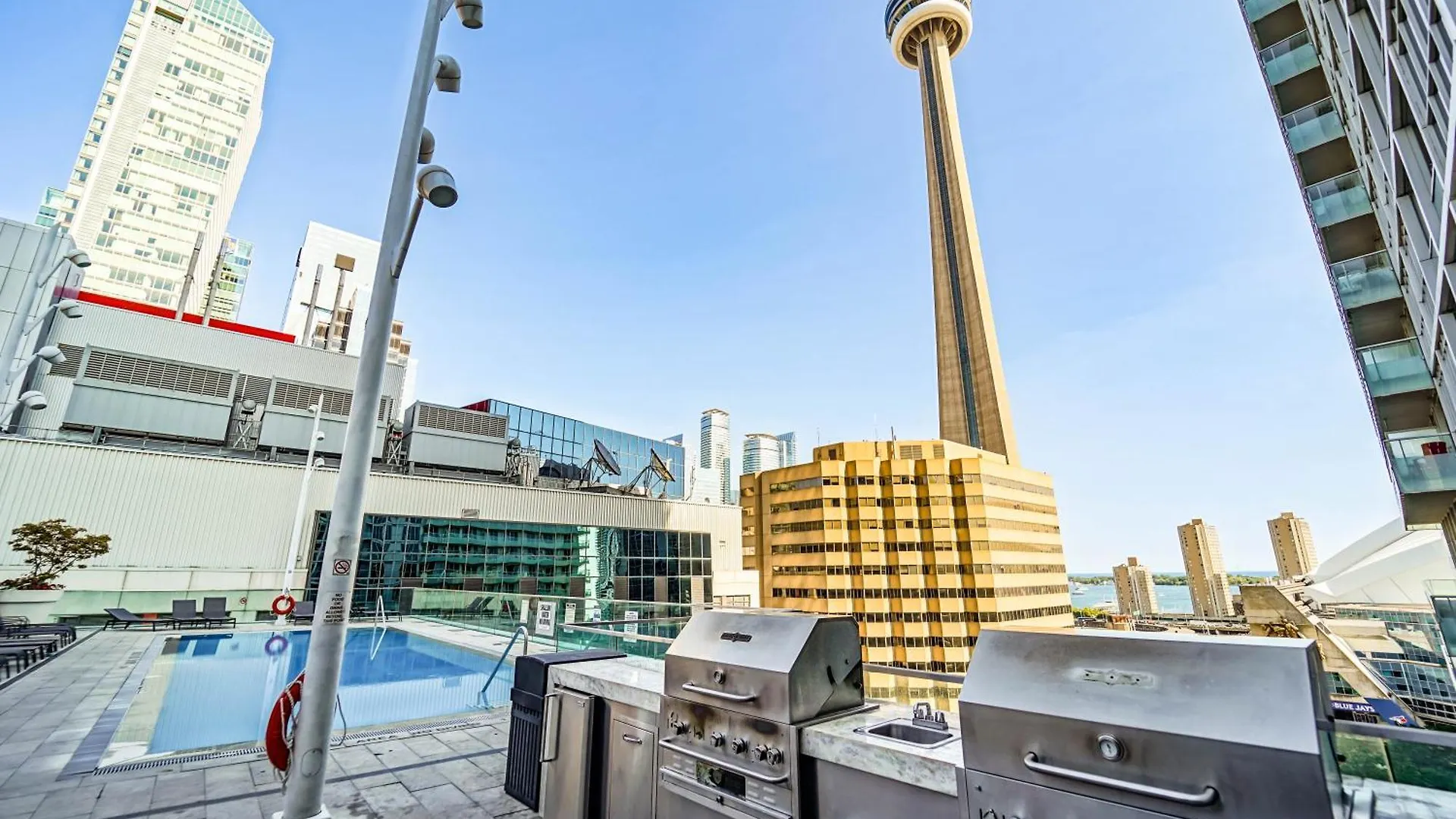 Chol Furnished Suites Heart Of Downtown Toronto, 2 Beds, Free Parking, Cn Tower View 0*, Toronto