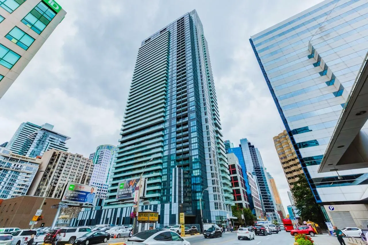 Apartment Chol Furnished Suites Heart Of Downtown Toronto, 2 Beds, Free Parking, Cn Tower View