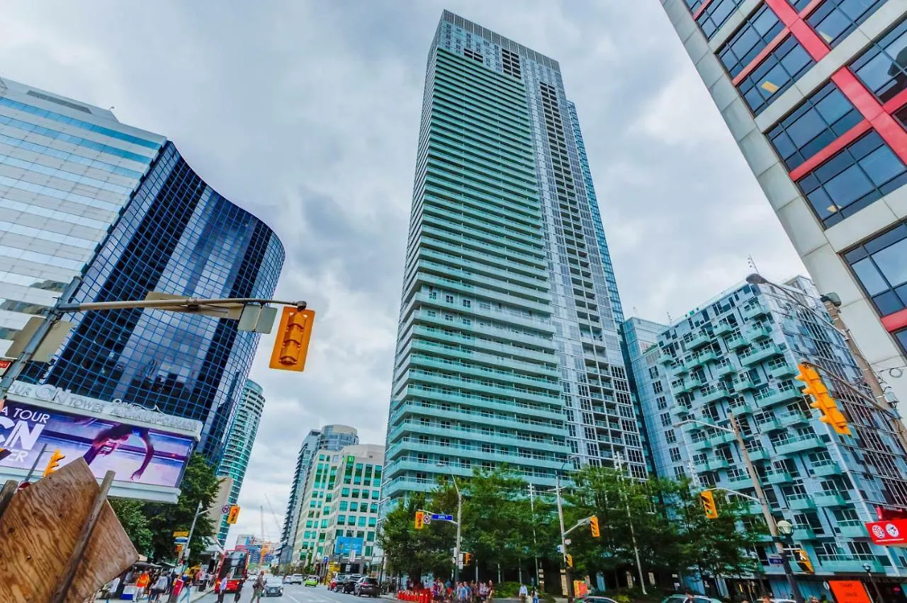 Chol Furnished Suites Heart Of Downtown Toronto, 2 Beds, Free Parking, Cn Tower View Canada